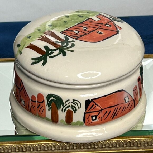 Reward Hand-Painted Ceramic Farmhouse Scene Round Lidded Trinket Box - Picture 11 of 13